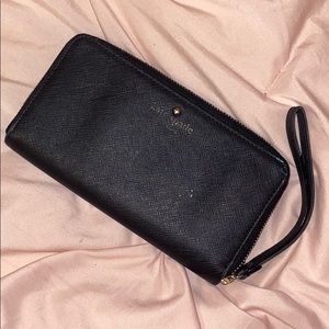 KATE SPADE LEATHER WRISTLET ♠️ ✨‼️ SUPER SALE